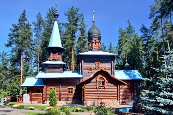 Церковь Коневской иконы Божией Матери и реабилитационный центр &laquo;Обитель Исцеления&raquo; (Сапёрное), Храм Коневской иконы Божией Матери (Саперное)4