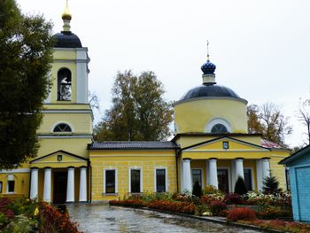 Всеxсвятское подворье Троице-Сергиевой лавры
