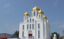 Храм великомученика Пантелеимона (Сиануквиль)